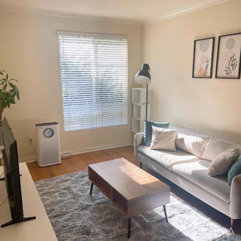 Holiday In La - 1Br With Free Parking, Laundry, Pool Лос Анджелис Екстериор снимка